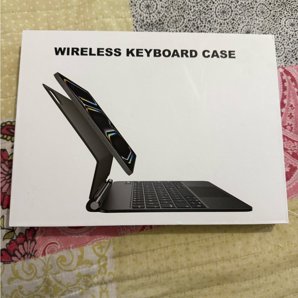 OTUOOR for IPad 12.9" Wireless Keyboard Case with Floating Stand
